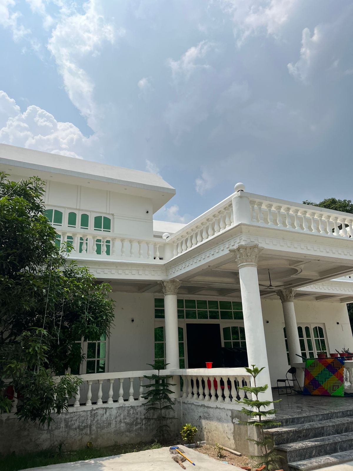 Villa front
